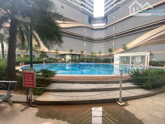Chính chủ gửi bán căn hộ 135m - 3 ngủ- 16.2 tỷ tòa N01- T8 chung cư Ngoại Giao Đoàn, fulđồ