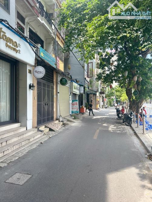 MẶT PHỐ VIEW HỒ KINH DOANH BẤT CHẤP MAI ANH TUẤN ĐỐNG ĐA 32TỶ 40M 5T MT 4M KINH DOANH ĐỈNH