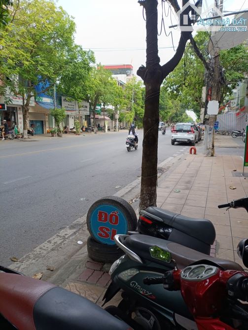 🔥🔥 BÁN NHANH CĂN NHÀ 3T ĐƯỜNG CHU VĂN AN PHƯỜNG QUANG TRUNG TP THÁI BÌNH Diện tích 70m2,