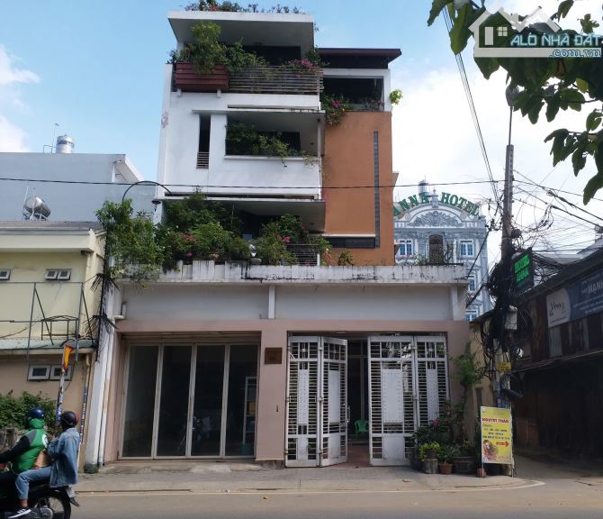 Bán gấp căn Biệt Thự góc 2MT Trần Thị nghĩ p7 City land DT:9,2x15 4 lầu