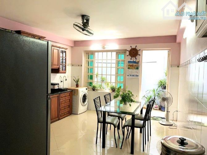 NHÀ 2 MẶT TIỀN, SỔ VUÔNG, KO LG - KHU BÀU CÁT - 4x16 (64m2), 4 TẦNG - 11 TỶ