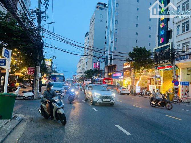 BÁN BIỆT THỰ GÓC 2 MẶT TIỀN TÔ HIẾN THÀNH 150M2 NGANG 9M SÁT NGUYỄN VĂN THOẠI. GỌI HƯƠNG