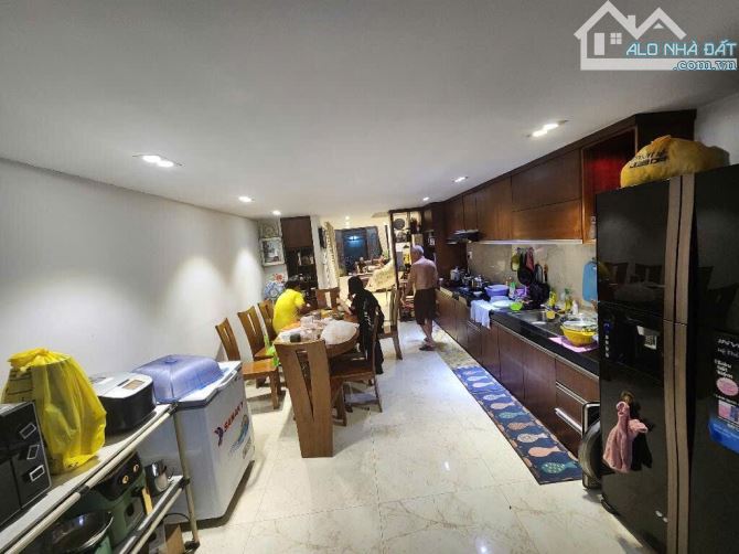Nhà 4 tầng, Trần Trọng Cung. 100m2 - 5 phòng ngủ, Đường nhựa 6m. Nhỉnh 14 tỷ - 10