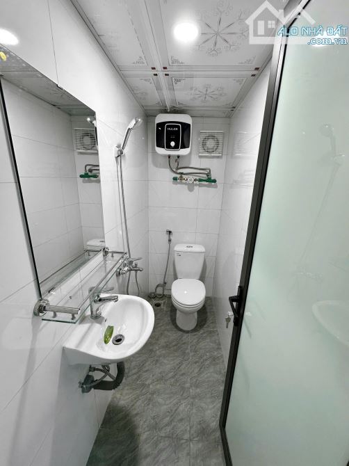 Cho Thuê CCMN 187 Trinh Lương Hà Đông 30m2 Gác Xép Cửa Sổ Thang Bộ Ô Tô Đỗ Cửa Gần Chợ - 11
