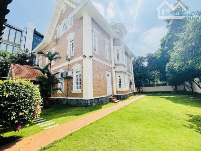 Bán Biệt Thự Thảo Điền 725m2(17mx42m) Trệt 2 Lầu,,Hồ Bơi Sân Vườn Rộng-Giá Chỉ 150 Tỷ TL - 1