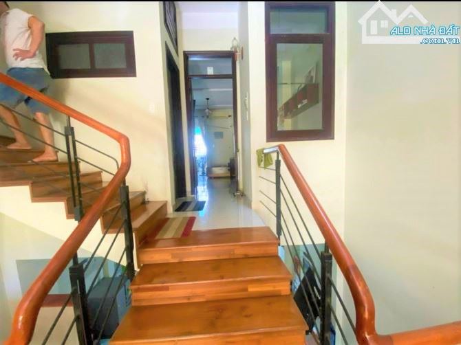 LỰA CHỌN GIÁ TỐT NHẤT 4 tầng DƯƠNG THỊ XUÂN QUÝ kinh doanh GẦN CHỢ - 1