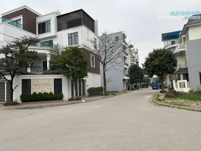 CHÍNH CHỦ GỬI BÁN LÔ VỊT CỎ VỊ TRÍ ĐẸP -TÂN BÌNH -TP HẢI DƯƠNG - 1