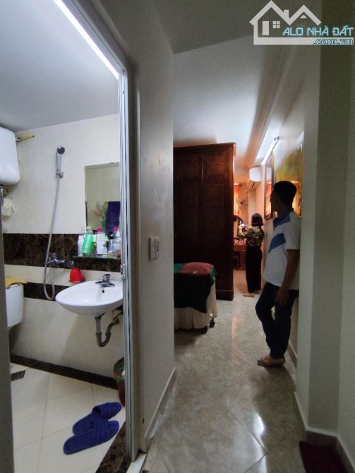 Bán nhà nguyễn chính 32m2 5 tầng còn mới – Gần ô tô tránh - giá 6.5 tỷ - 1