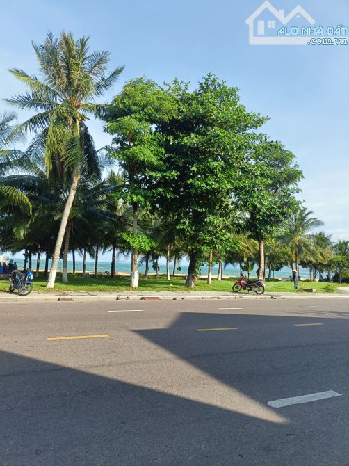 bán nhà 2 mặt tiền lô góc biển Xuân Diệu Quy Nhơn - 1