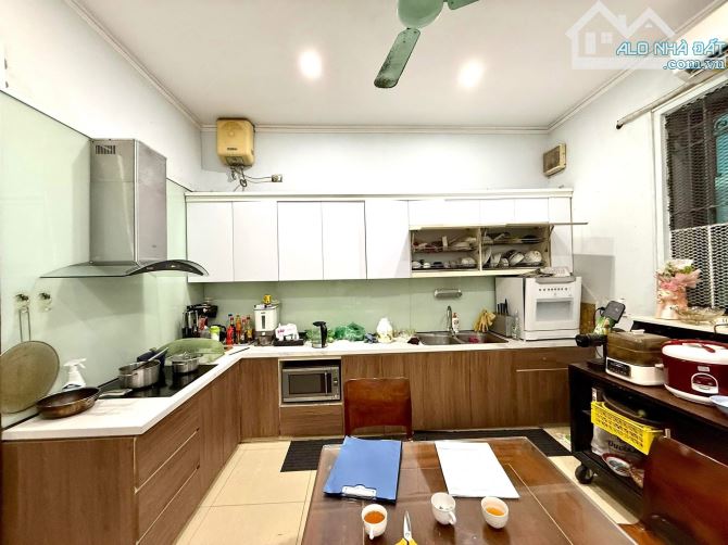 CẦN BÁN NHÀ ĐẸP TRUONG DINH PHAN LO OTO VÀO NHÀ 2MẶT NGÕ 65M4T 18,5 TỶ - 1