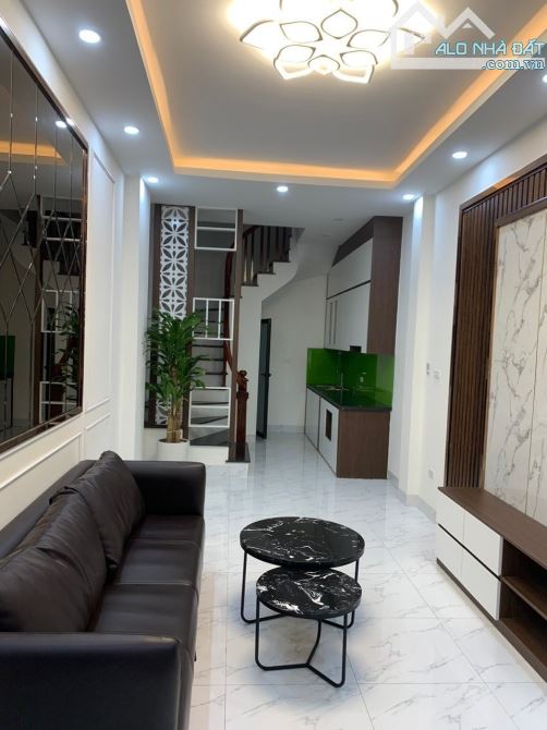 CHUYỂN CÔNG TÁC BÁN CĂN NHÀ MẬU LƯƠNG ,NGÕ NÔNG ,NGAY Ô TÔ GIÁ 5.65 TỶ - 1