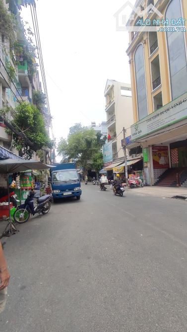 Bán nhà MTKD Nguyễn Xuân Khoát Tân Phú 8x21m đúc hầm lửng 4 lầu (gần Vườn Lài) - 1