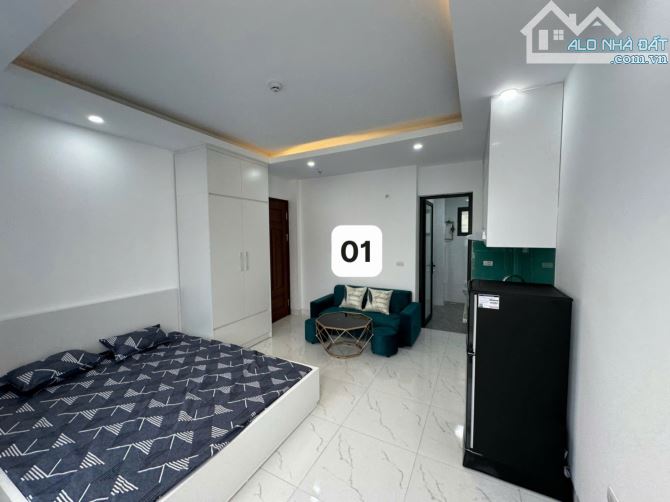 Cho Thuê CCMN 23 Xuân La Tây Hồ 25m2 Studio Cửa Sổ Ban Công Thang Máy Ô Tô Con Trống 24P - 1