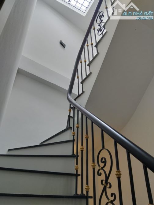 Nhà mới, nội thất đẹp, giá rẻ, vào ơ ngay - 1