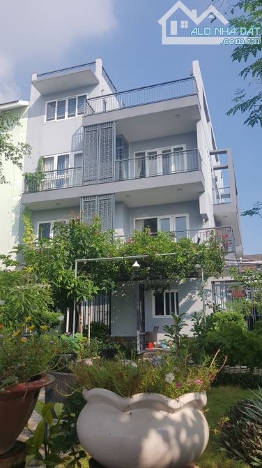 Bán BIỆT THỰ Mặt tiền đường số 10 View Sông SG Hiệp Bình Chánh 490m2 Giá 45.5 Tỷ - 1