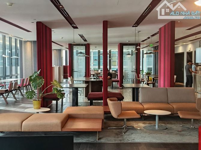 KHÁCH SẠN 95 PHÒNG- MẶT TIỀN CHỢ BẾN THÀNH- DT: 500M2- NGANG 15M- GIÁ: 1,6 TỶ/TH - 1