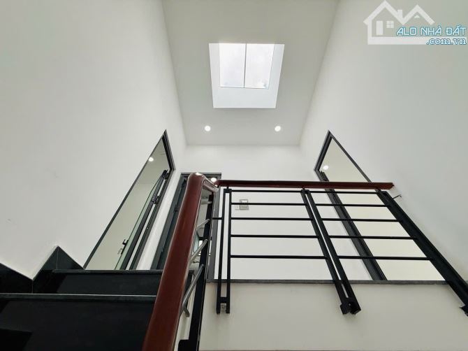 Gò Vấp - 43m2 - 4 Tầng - 6.xx tỷ - Hẻm Ôtô - Hoàn công - SHR - 2