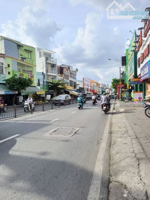 Bán nhà đường Lưu Hữu Phước, Q.8, P.15. DT 152m2, 2 tầng, 6PN, 6.7 tỷ, Sổ Đỏ. - 1