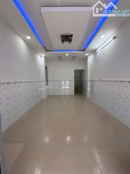 Bán nhà MT Đường Số 8 phường 11 DT:4x15 1 lầu 2pn, giá : 7,4 tỷ TL - 1