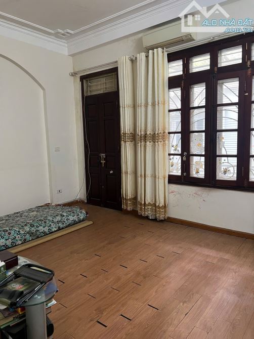 Đội Cấn 70m2x5T MT5m2 oto đỗ cửa đủ nội thất chuyển giữ theo nhu cầu giá cực rẻ chỉ 16tr - 1