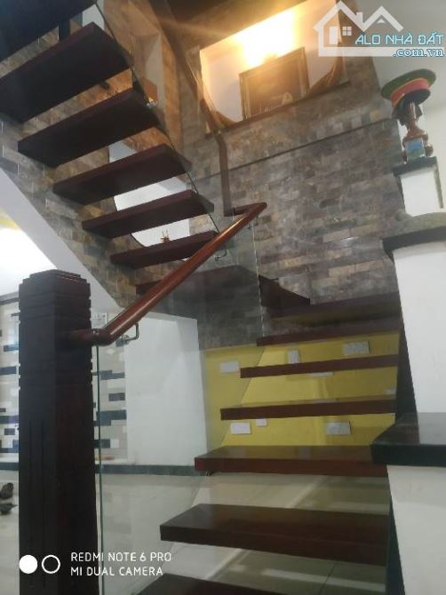 Nhà 4 tầng, hẻm xe tải tránh nhau, giáp công viên Gia Định. - 1