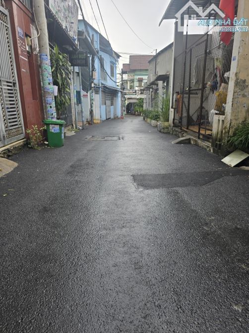Nhà 3 tầng đường 102 - Lê Văn Việt, Tăng Nhơn Phú A, Q9 - DT: 5 x 18 = 80m2. Hẻm xe tải 🚛 - 1
