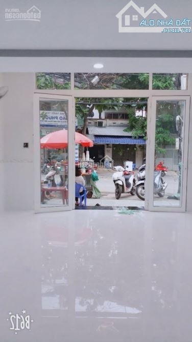 Bán nhà 2 tầng mặt tiền đường Nguyễn du phường 7 quận gò vấp - 1