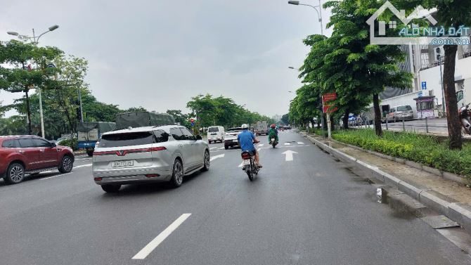 Phố Đàm Quang Trung nhà đẹp 42m2- mt4.8- 6 tầng, ô tô, thang máy, ngay cạnh AEON - 1