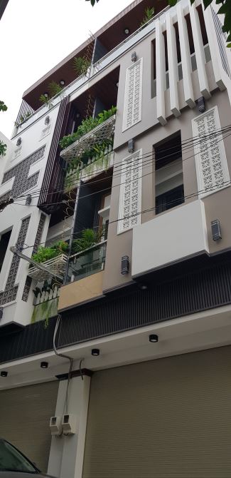 Bán nhà HXH Bàu Cát, dt 8.5 x 18m, trệt 4 lầu st, mới, kiểu văn Phòng - 1