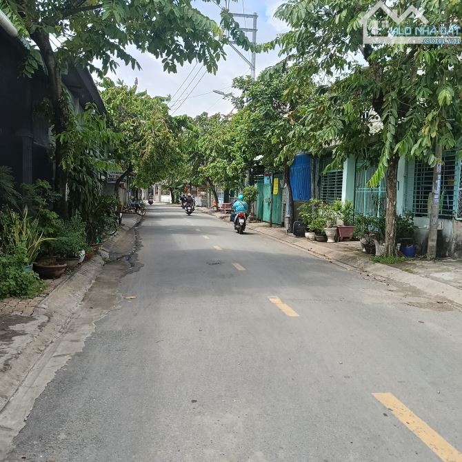 💁🏻 Bán đất tặng xưởng, Ấp Đông, Hóc môn. DT :16x25- 240m2. Sổ riêng.- - 1