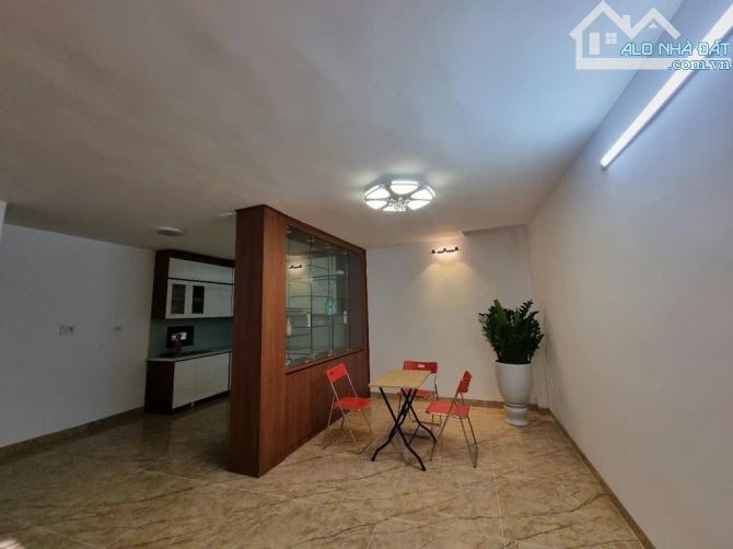 TRẦN CUNG, CẦU GIẤY - 40M2 - 5 TẦNG - NHÀ ĐẸP Ở NGAY – LÔ GÓC - 2 MẶT THOÁNG – GẦN PHỐ