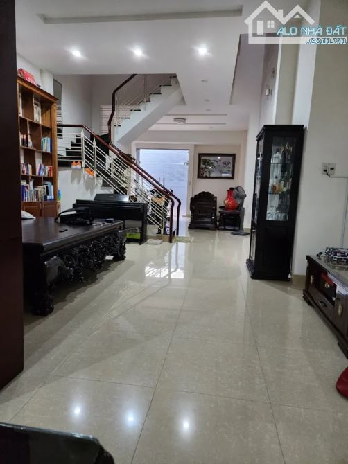 🏡 BÁN NHÀ TÔ HIẾN THÀNH Q10 DÀI HIẾM CÓ – HXH - 5PN - 4 TẦNG – CHỈ 16.5 TỶ! - 1