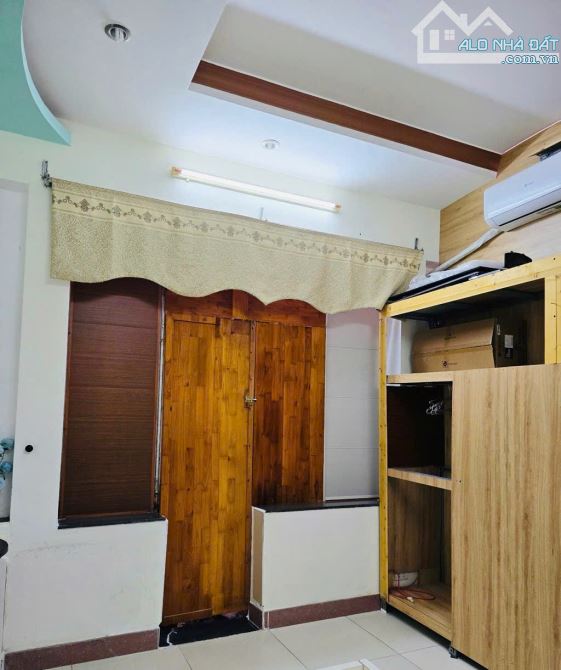 BÁN BIỆT THỰ GÓC 2 MẶT TIỀN TÔ HIẾN THÀNH 150M2 NGANG 9M SÁT NGUYỄN VĂN THOẠI. GỌI HƯƠNG - 1