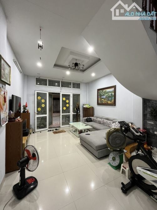 Liền Kề Văn Quán, mặt phố, ô tô tránh đỗ, kinh doanh, văn phòng đỉnh, 121m2 24.5 tỷ - 1