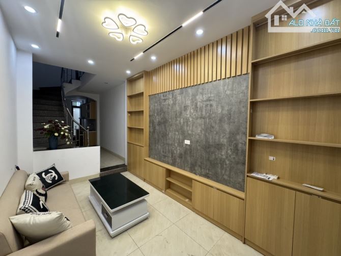 Bán nhà Kim Quan Thượng- ô tô đỗ cổng, nhà rộng- Chẵn 6 tỷ - 1
