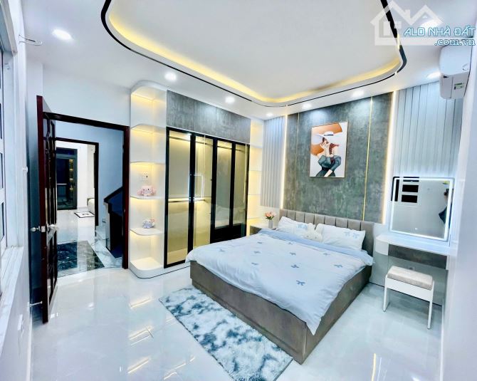 BÁN GẤP NHÀ ĐẸP QUẬN 7 - VIEW LANDMARK 81 - SỔ HỒNG RIÊNG, GIÁ 7,45 TỶ - 12