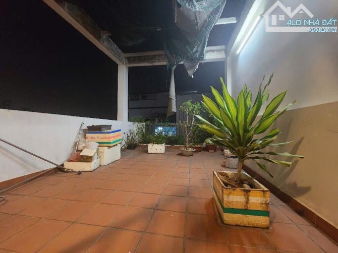 Nhà 4 tầng, Trần Trọng Cung. 100m2 - 5 phòng ngủ, Đường nhựa 6m. Nhỉnh 14 tỷ - 12
