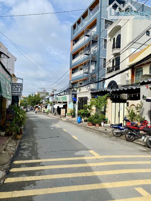 NHÀ 3 TẦNG MẶT TIỀN ĐƯỜNG - NGAY LÃ XUÂN OAI - GẦN VỚI LÊ VĂN VIỆT - 125M2 - 8 TỶ NHỈNH - 13