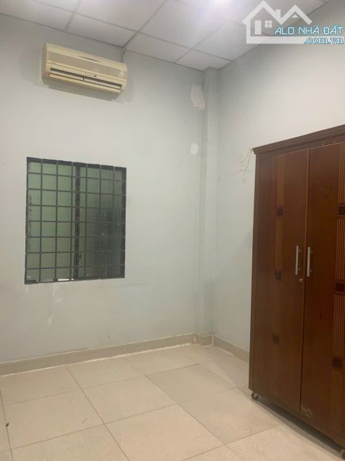 Bán nhà mặt tiền khu cư xá Tỉnh Đội, gần Quảng Trường, P.Tân Phong, 4,2x23m. Giá 4,8 tỷ - 2