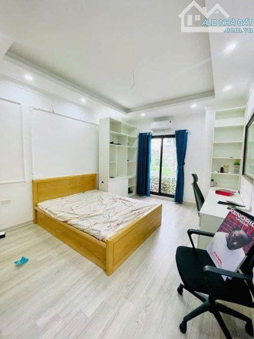 BÁN NHÀ NGÕ NGÁCH RỘNG ,37M², 5 TẦNG, LÔ GÓC 3 MẶT THOÁNG 9,2TỶ - 2