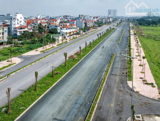 🚗 NHÀ MỚI TINH NGAY VÀNH ĐAI 3.5 – 7 CHỖ ĐỖ CỬA – 50M NGÕ THÔNG,GIÁ 5.7 TỶ 🏡 - 2