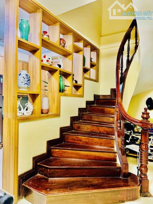 THÁI HÀ-TRUNG LIỆT -ĐỐNG ĐA- DT 61M2 -MT 5.3M  -LÔ GÓC - 5 TẦNG -GIÁ CHỈ 21 TỶ. - 2