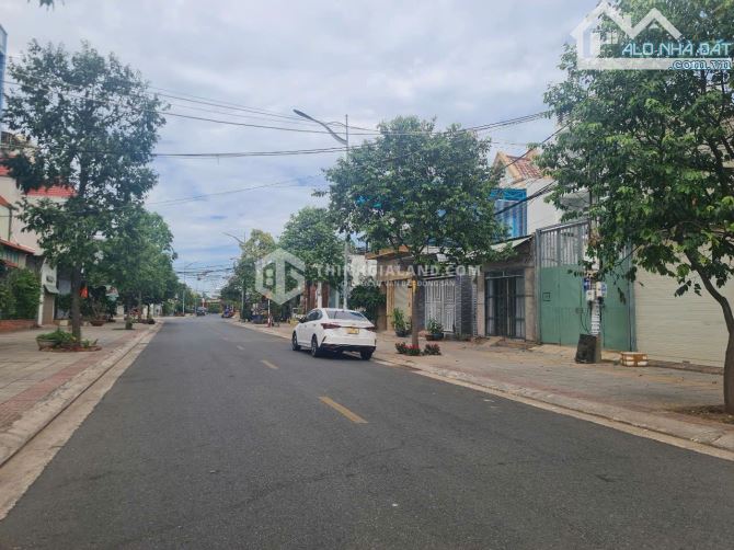 BÁN NHÀ 1 TRỆT 1 LẦU – MẶT TIỀN LÊ THÁNH TÔNG – P. RẠCH DỪA (THẮNG NHẤT CŨ) – GIÁ 8 TỶ - 2