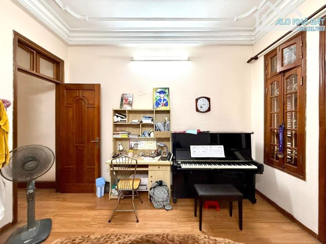 CẦN BÁN NHÀ ĐẸP TRUONG DINH PHAN LO OTO VÀO NHÀ 2MẶT NGÕ 65M4T 18,5 TỶ - 2