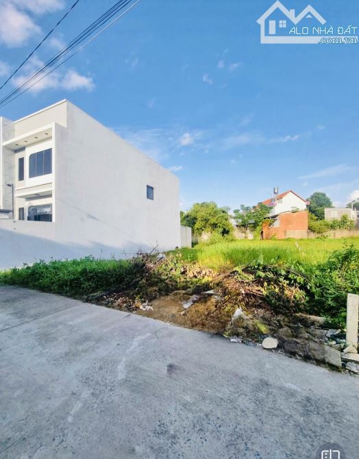 Bán Đất  Tân Hiệp Hóc Môn- 551M2  - Hẻm Xe Tải -  Chỉ 7,9 Tỷ. - 2