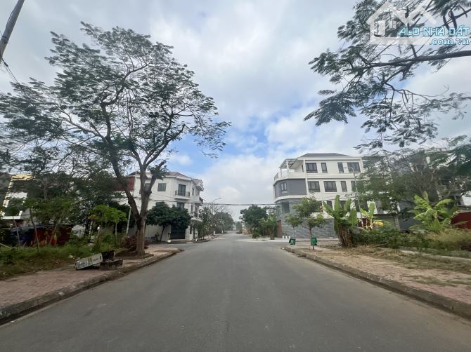 Bán đất phân lô An Trì đẹp nhất khu chỉ 2,x tỷ. - 2