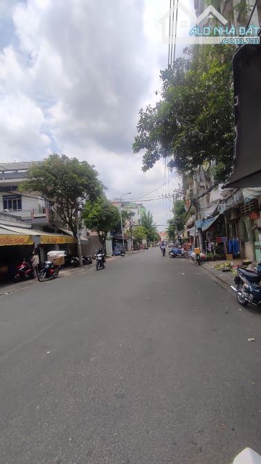 Bán nhà MTKD Nguyễn Xuân Khoát Tân Phú 8x21m đúc hầm lửng 4 lầu (gần Vườn Lài) - 2