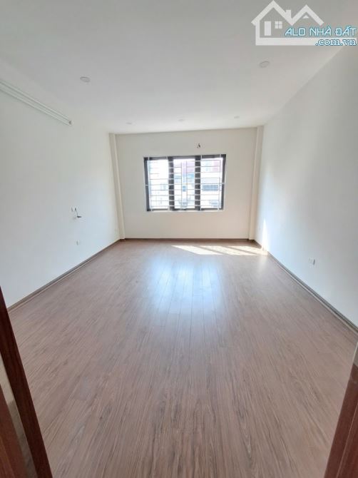 Bán nhà phố ngô gia tự gần bigC 5 tầng chỉ hơn 5 tỷ ở sướng - 2
