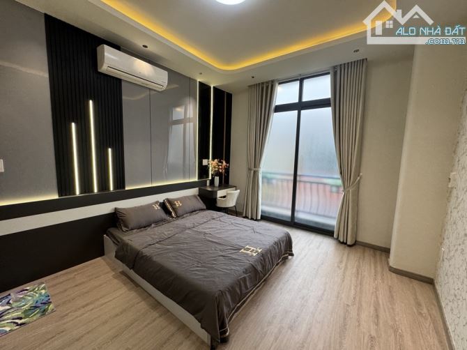 🏡 NHÀ 5 TẦNG – HẺM XE TẢI – SÁT CHỢ PHẠM VĂN HAI – NGAY SAU MẶT TIỀN NGUYỄN BẶC - 2