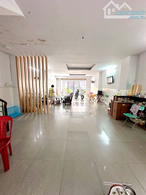 Bán nhà Hẻm ô tô né Phường 15 Tân Bình, Phan Huy Ích, Gần 90m, 5x16m nở hậu, 3 tầng, 9 tỷ - 2